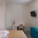 فندق مبيت وإفطار Aquarium 3*