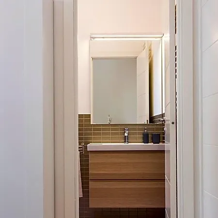 Aquarium Bed & Breakfast 3*